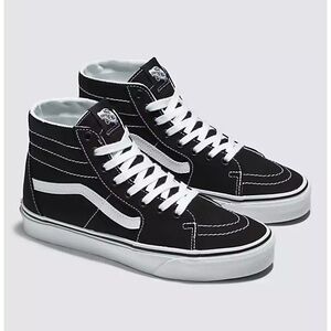 Women’s Sk8-Hi Tapered Canvas Shoe